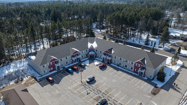 Building Photo - Oakwood Estates