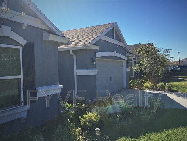 Building Photo - 361 Hepburn Rd