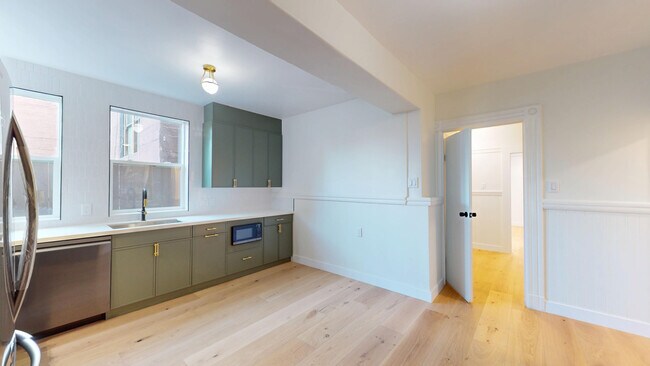 Foto del edificio - 2742B Sutter St-