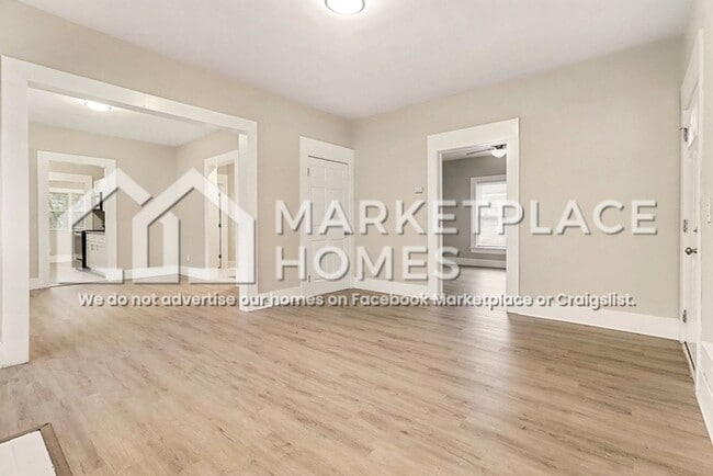 Building Photo - 1416 St Michael Ave