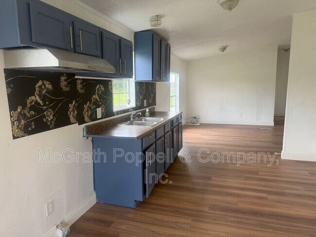 Foto del edificio - 7310 Ismail Rd