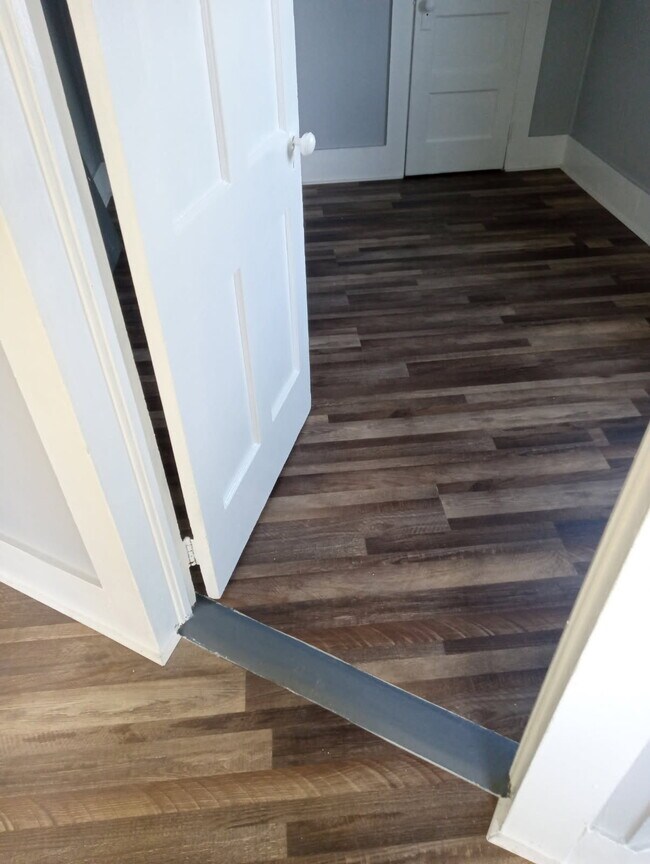 Foto del edificio - 751 S 12th St