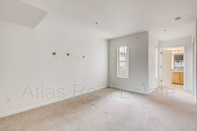 Foto del edificio - 5667 S Urban St