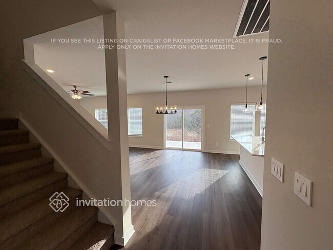 Building Photo - 1318 Bluffton Cir