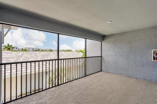 Building Photo - 14060 Heritage Landing Blvd