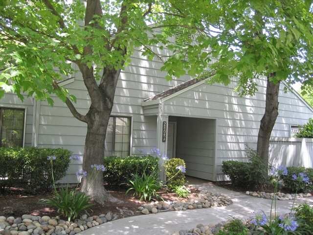 Foto principal - Condo For Rent in Modesto