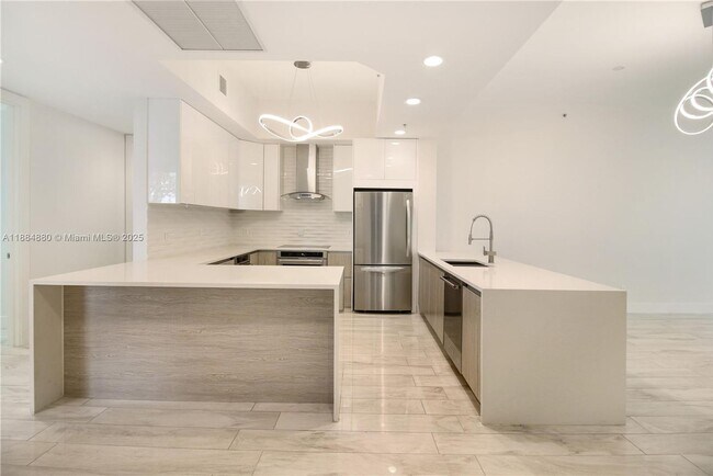 Photo - 14951 Royal Oaks Ln House