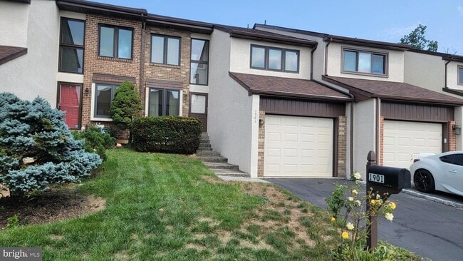 Photo - 1901 Monroe Ln Townhome