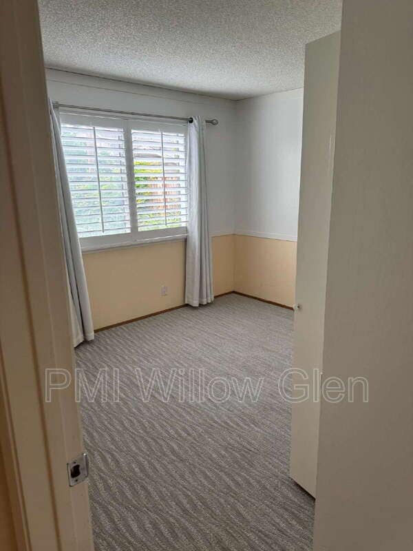 Building Photo - 140 Belwood Ct
