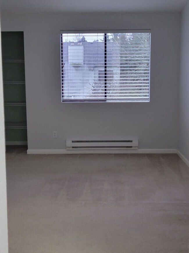 Foto del edificio - Cozy 2 bedroom Condo in Kent