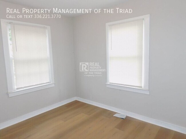 Building Photo - 3BR/1BA in High Point