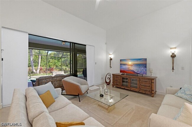 Foto del edificio - 18127 Royal Hammock Blvd