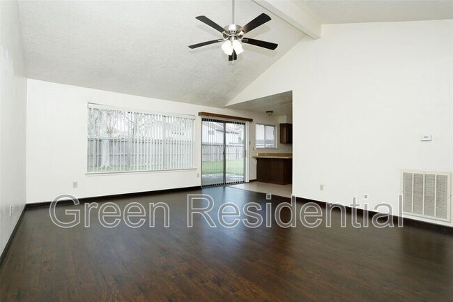 Foto del edificio - 1418 Crawley Ct