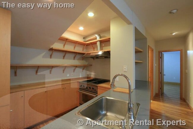 Photo - 132 Columbia St Apartment