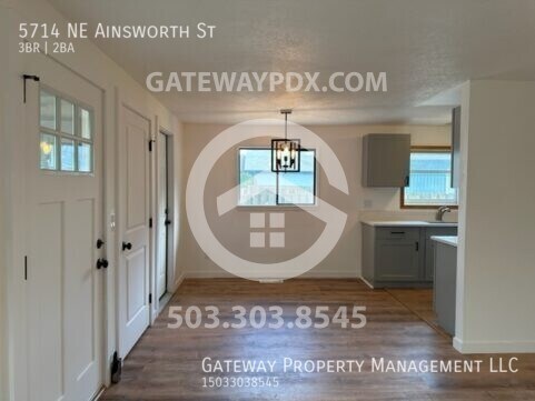 Foto del edificio - 5714 NE Ainsworth St