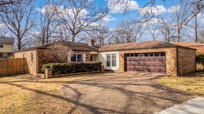 Building Photo - North Little Rock AR Home for Sale | 3 Bed | Screened Porch | 2-Car Garage