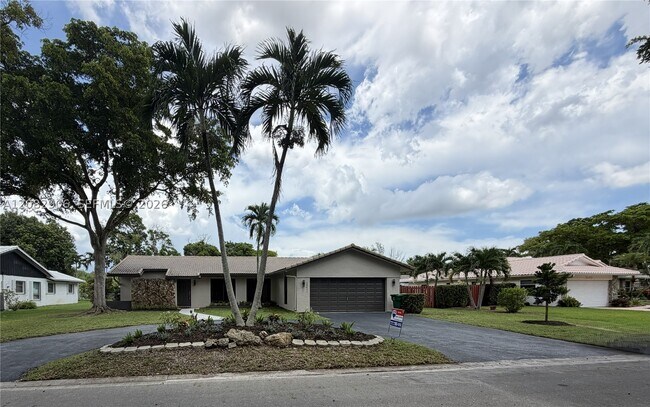 Building Photo - 10431 NW 1st Ct