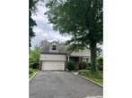 Primary Photo - 983 E Prospect St