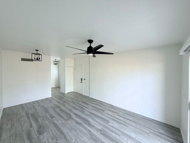 Foto del edificio - 1 Bedroom condo in Phoenix