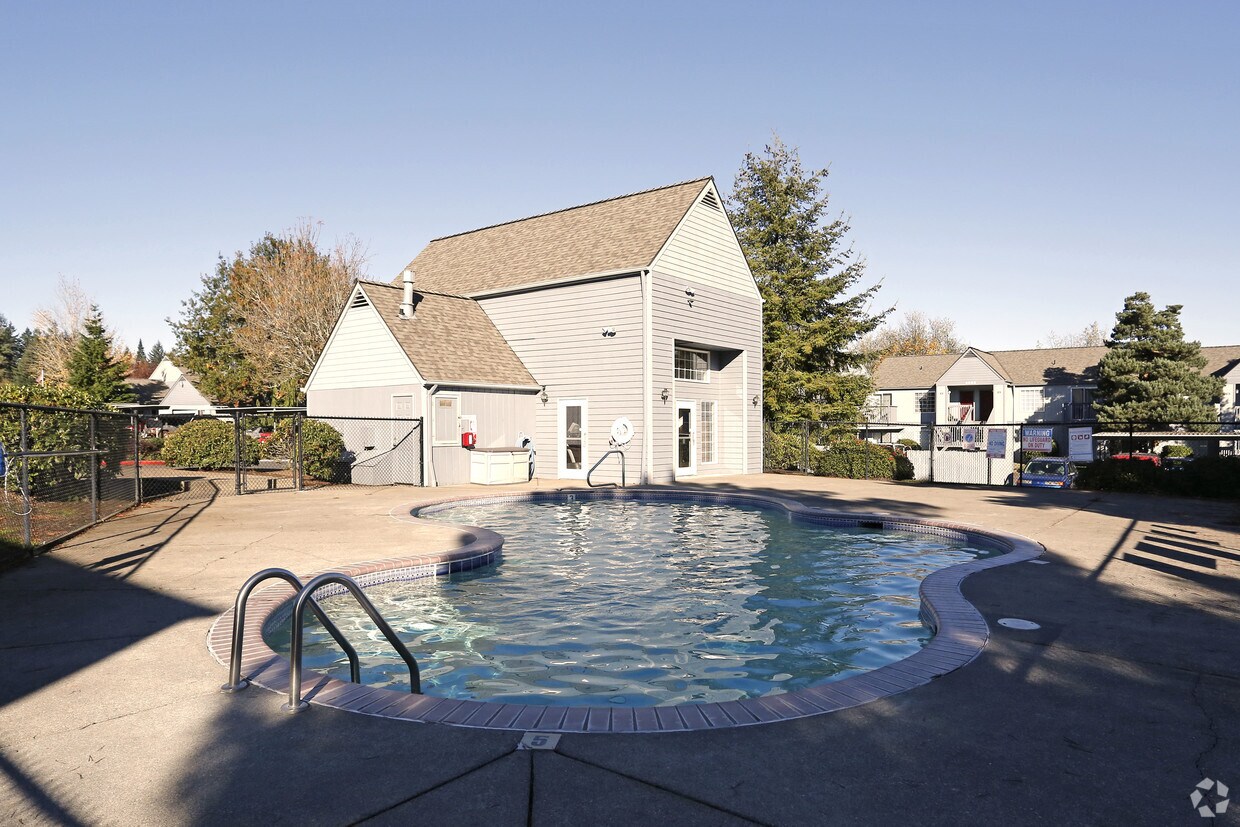 Fox Hollow Apartment Homes Salem, OR