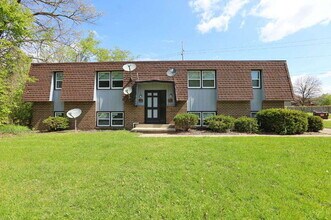 Building Photo - 2035 Andrew St SE