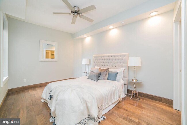 Foto del edificio - 1241 Buttonwood St
