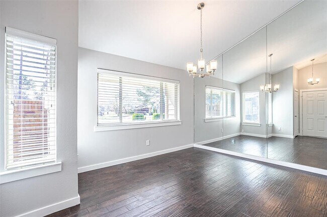 Foto del edificio - 502 Hunters Glen St