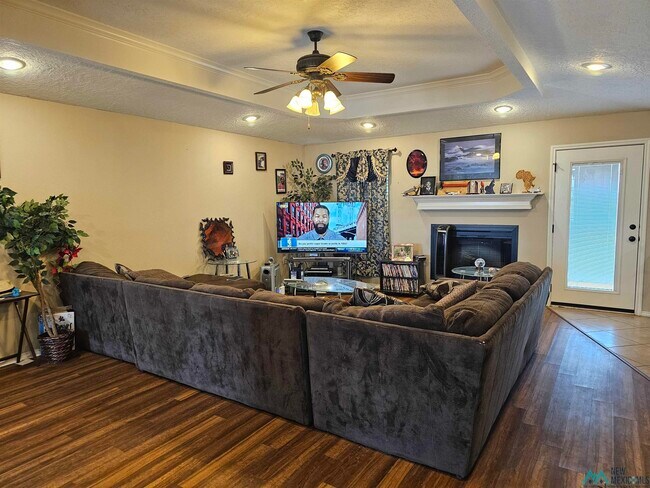 Foto del edificio - 2214 Boxwood Cir