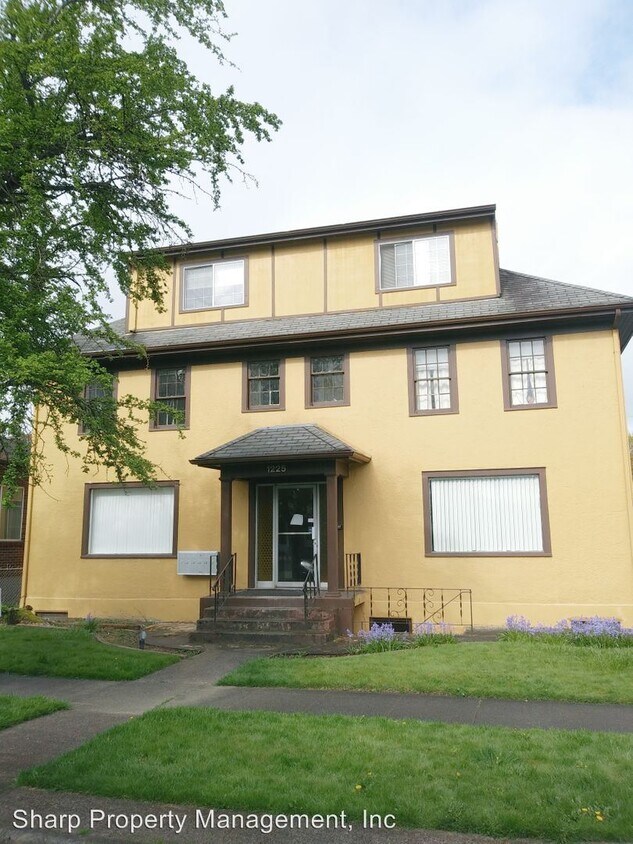 Primary Photo - 1225 20th Ave