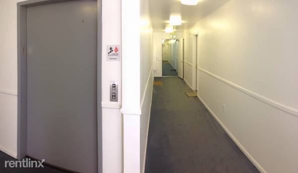 Building Photo - 13735 Linden Ave N