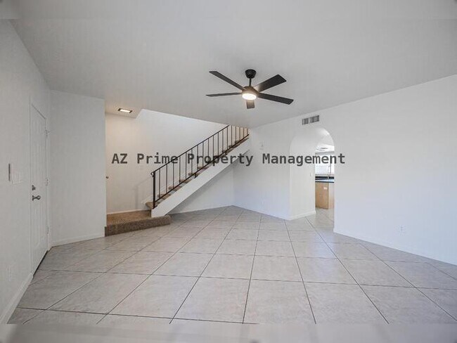 Foto del edificio - 7801 N 44th Dr