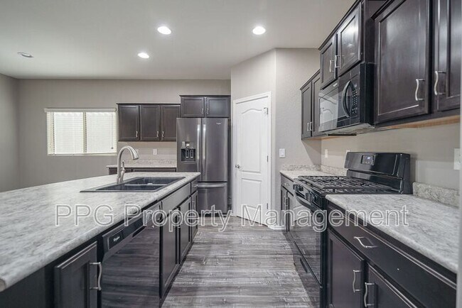 Building Photo - 17531 W Fetlock Trl