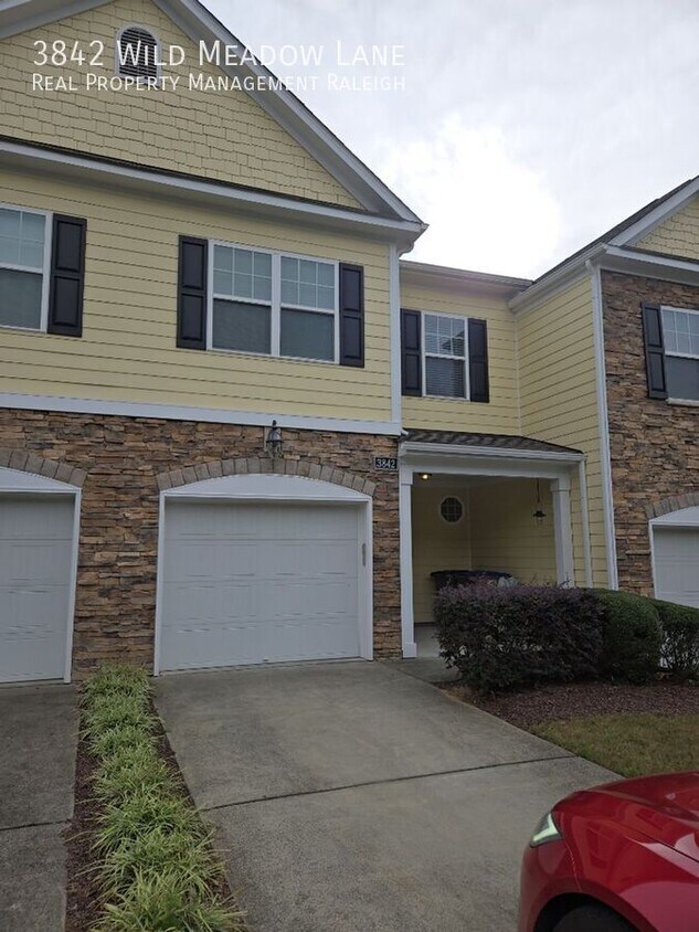 Foto principal - 3842 Wild Meadow Ln