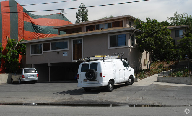 Foto del edificio - 10208-10212 Tujunga Canyon Blvd