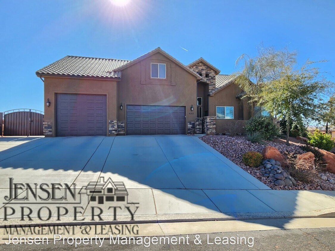 4243 W 2700 S, Hurricane, UT 84737 House Rental in Hurricane, UT