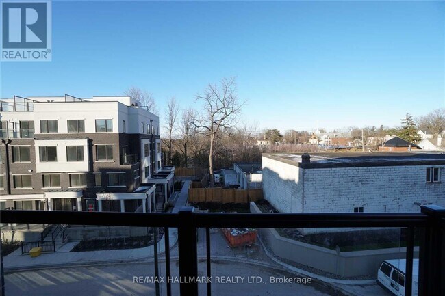 Building Photo - 400 Alex Gardner Cir