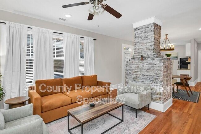 Building Photo - 1035 Kinard Ct