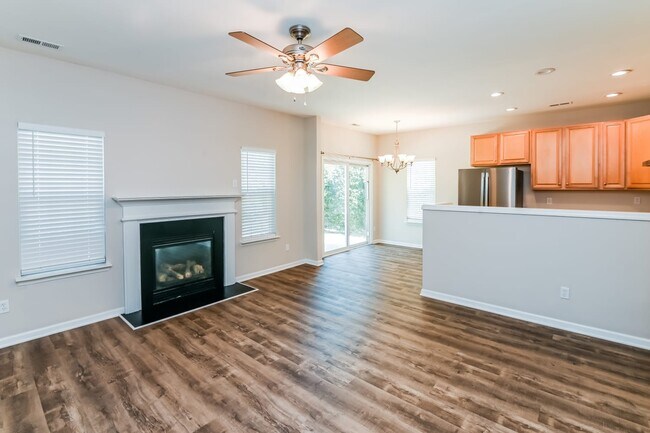 Building Photo - 3520 Draycott Ave