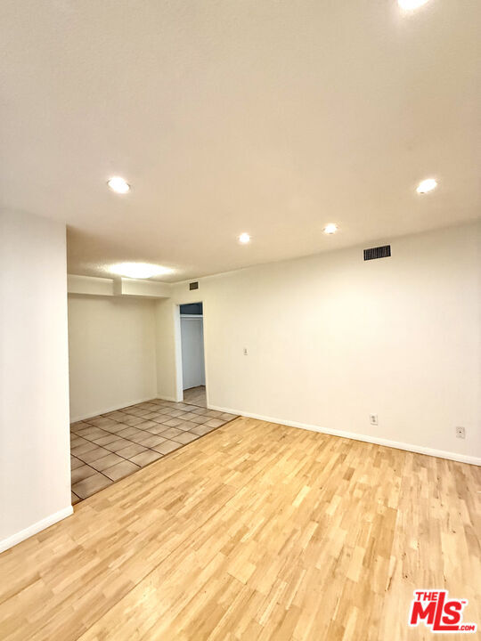 Foto del edificio - 1434 Princeton St