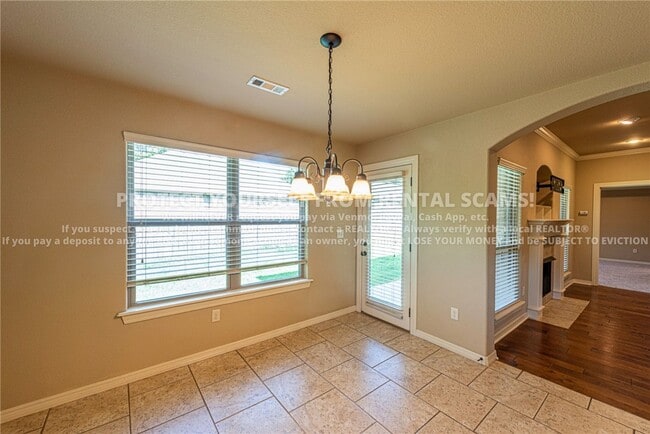 Foto del edificio - 2609 N Brush Creek Dr