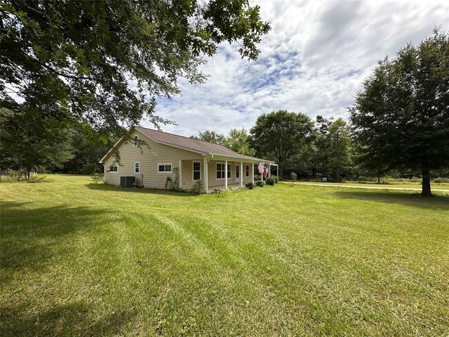 Building Photo - 6143 FM 3081