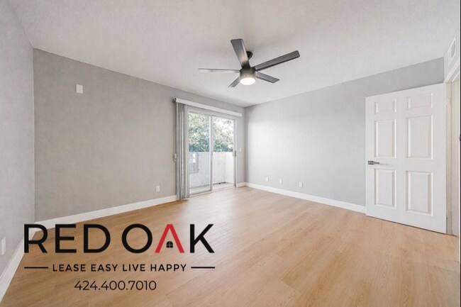 Foto del edificio - 14748 Burbank Blvd