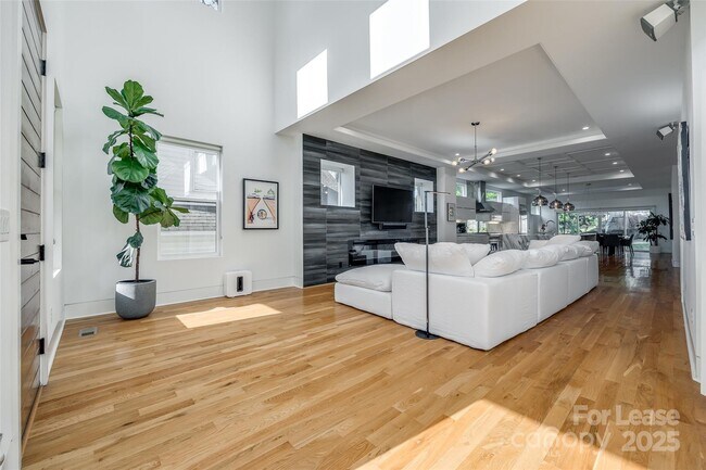 Foto del edificio - 1609 Onslow Dr
