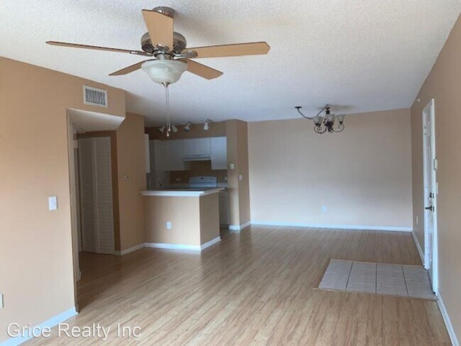 Foto del edificio - 1 br, 1 bath House - 8851 Colonnades Ct. W...