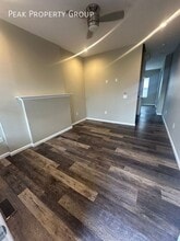 Building Photo - 1363 Summit St