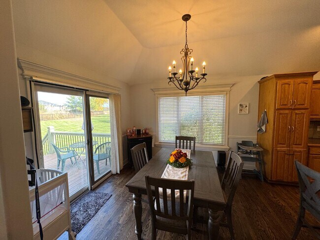 Foto del edificio - 1380 Stonecreek Dr