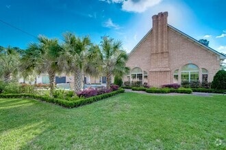 Building Photo - 12445 Memorial Dr