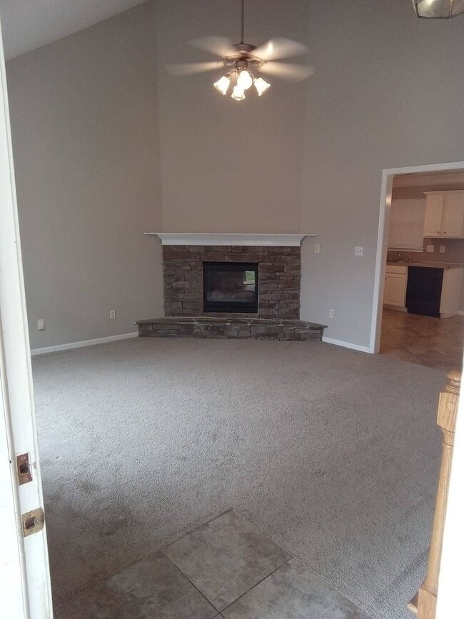Building Photo - Great Home Close To Historical Downtown Matthews!