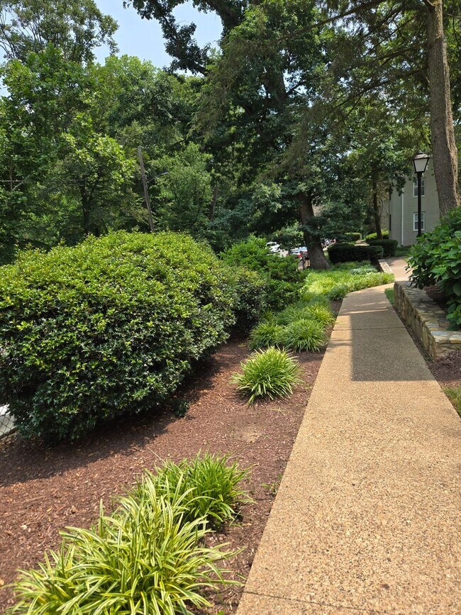 Foto del edificio - 808 S Arlington Mill Dr