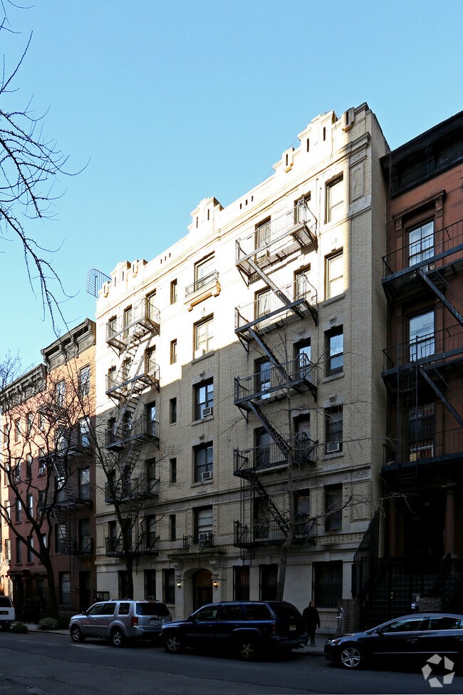 355 W 51ST ST Apartments New York, NY